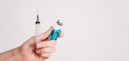 Українці зможуть записуватися в чергу на вакцинацію проти коронавірусу через застосунок «Дія»