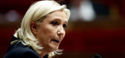У Франції підозрюють лідерку однієї з партій у розтраті €6,8 млн держкоштів