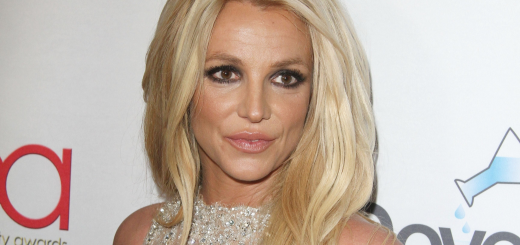 Брітні Спірс офіційно звернулася до суду з проханням позбавити батька статусу опікуна