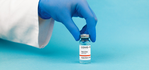 Ужгородську лікарню з «анонімною» вакцинацією виключили з переліку закладів, де вакцинують проти COVID-19