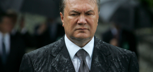 Апеляційний суд повернув справу щодо держзради Януковича до першої інстанції